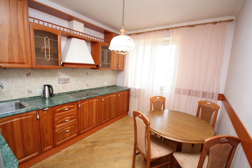 Inn Home Apartments - Livoberezhna 基輔 外观 照片