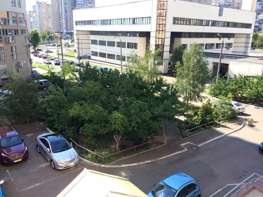 Inn Home Apartments - Livoberezhna 基輔 外观 照片