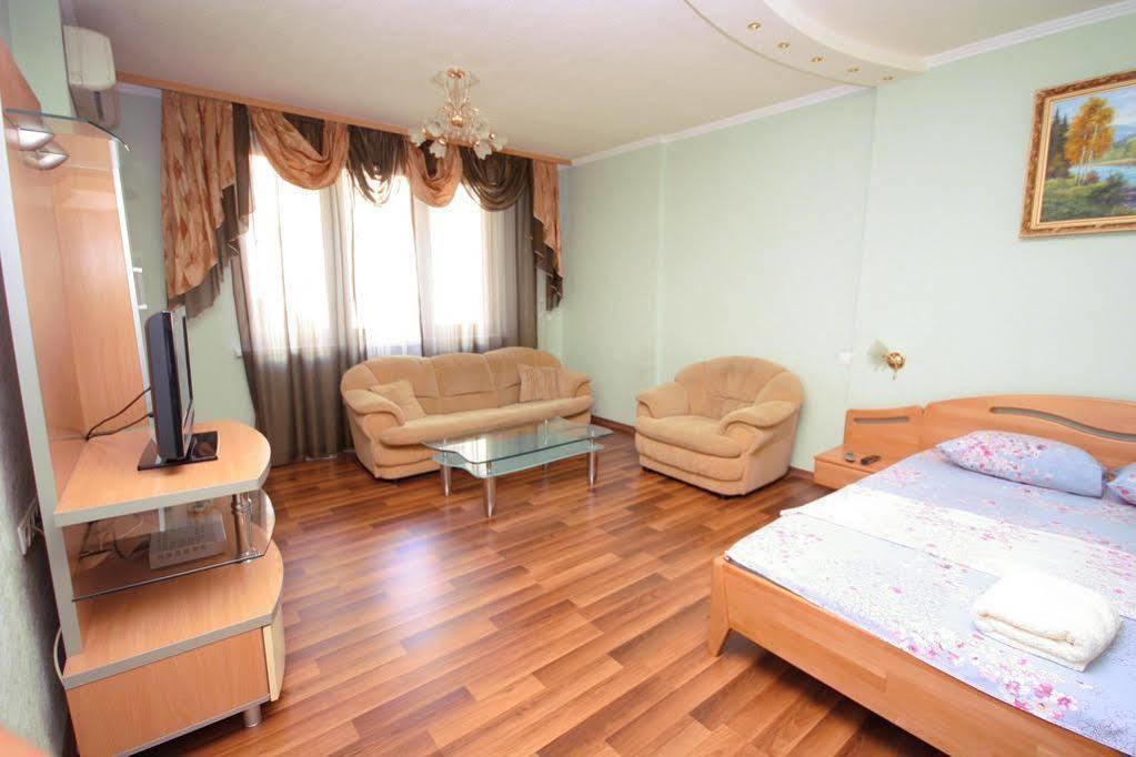 Inn Home Apartments - Livoberezhna 基輔 外观 照片