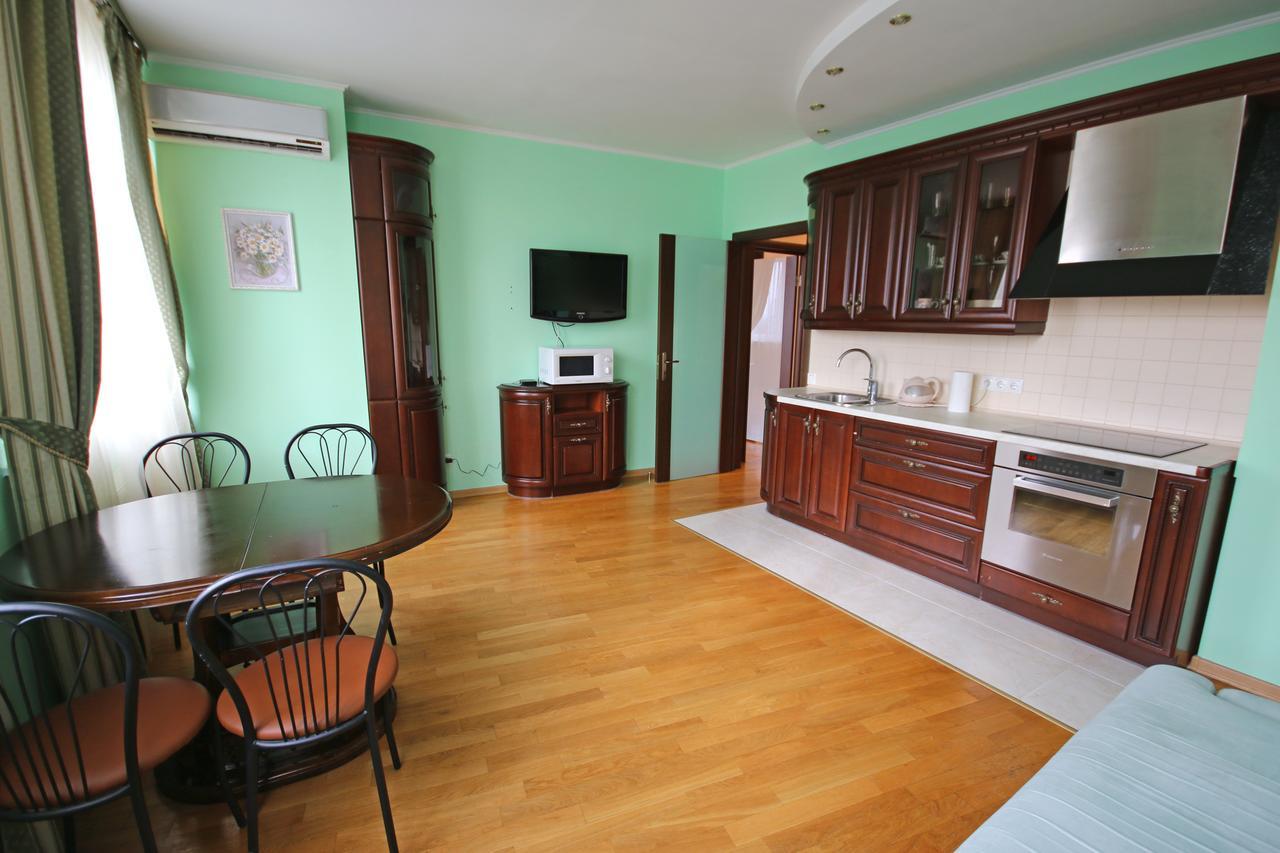 Inn Home Apartments - Livoberezhna 基輔 外观 照片